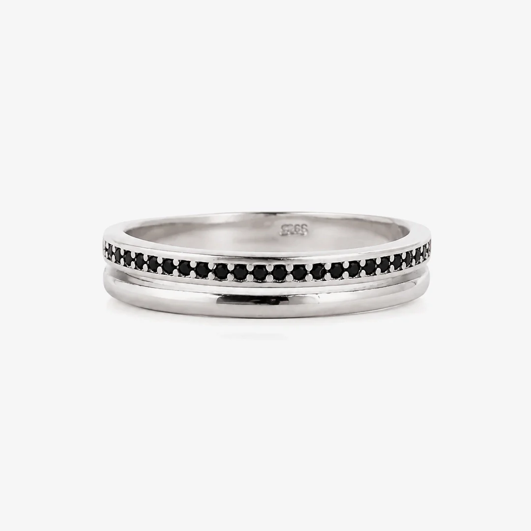 Anillo Circonitas negras