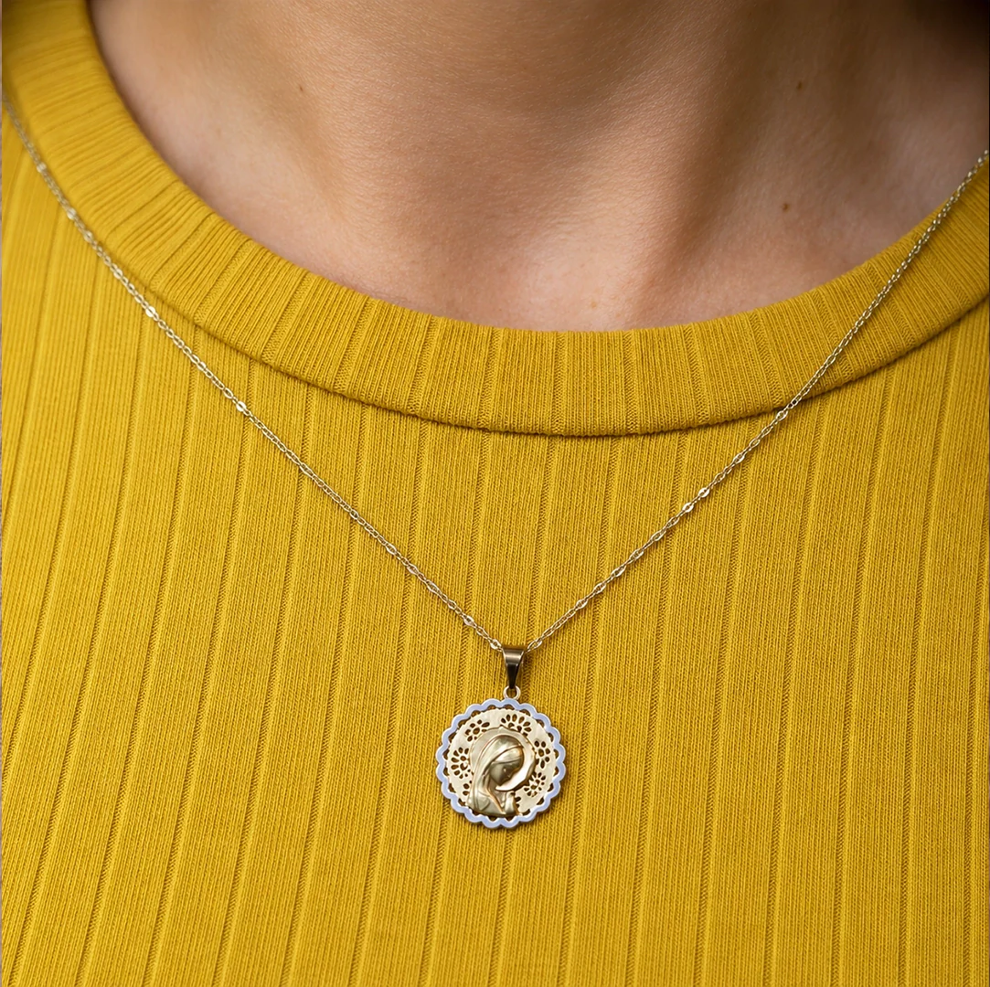 Medalla virgen niña - Image 2