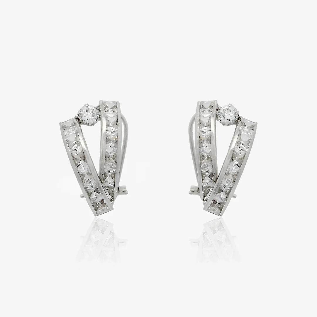 Pendientes Uve
