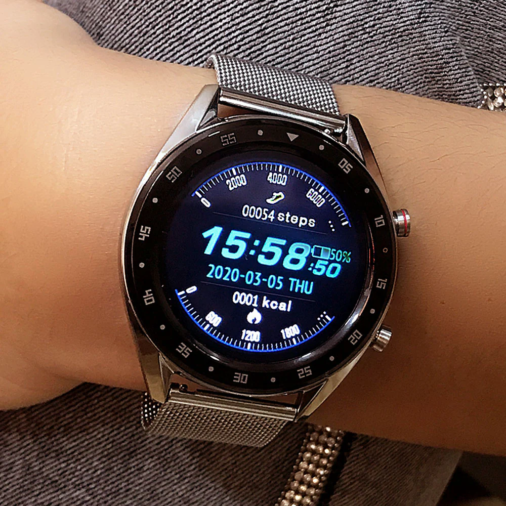 Smart watch elegance - Image 5